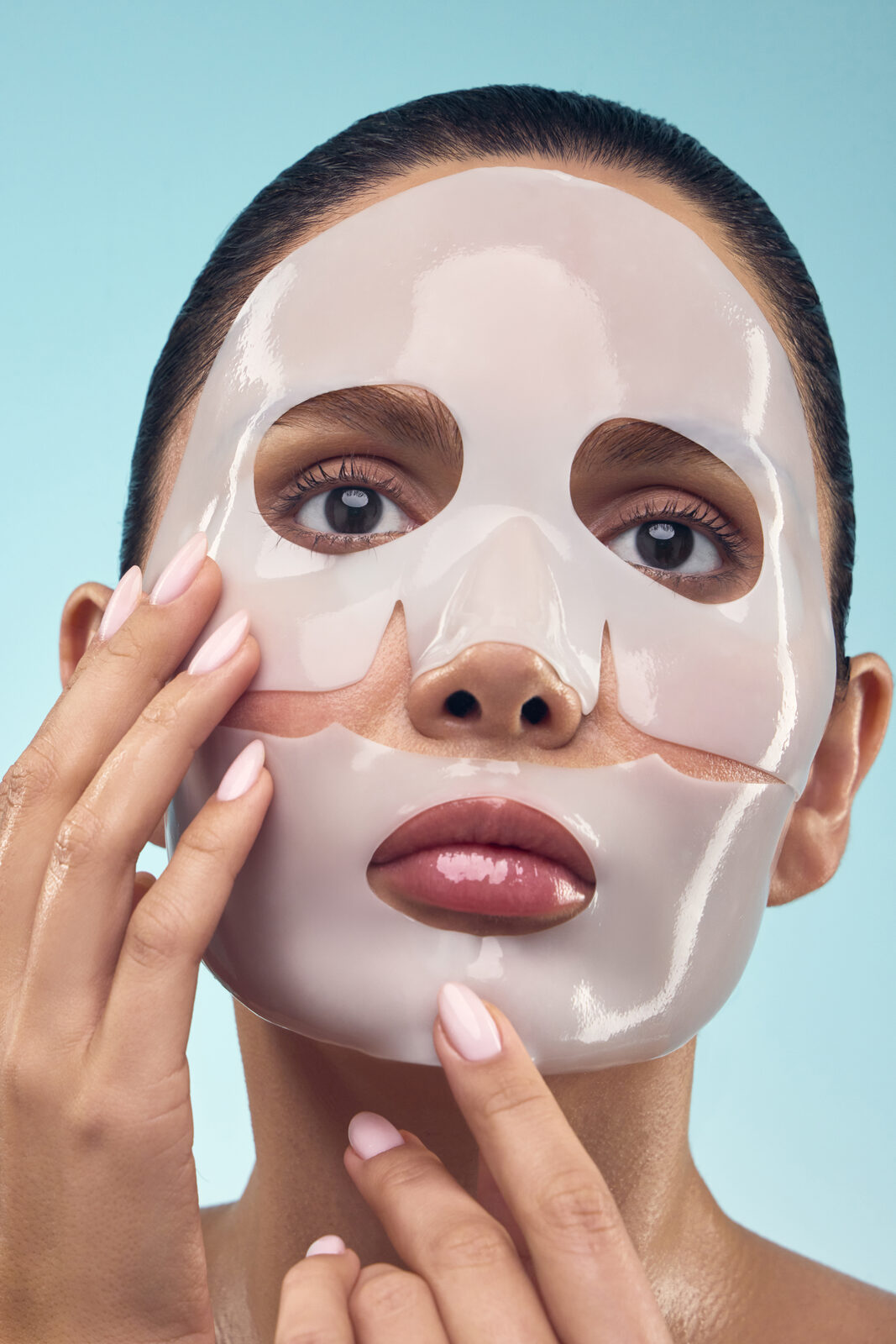 MA–SHÉ hydrogel mask editorial